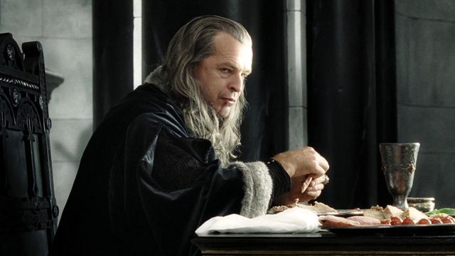 John Noble as Denethor, Steward of Gondor in The Return of the King. 